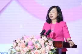 Bộ trưởng Bộ Y tế Đào Hồng Lan phát động tại buổi lễ. (Ảnh: PV/Vietnam+)