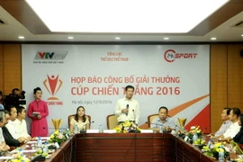 Trưởng đoàn thể thao Việt Nam tại Olympic Trần Đức Phấn trong cuộc họp báo công bố Cúp Chiến thắng 2016. (Ảnh: PV/Vietnam+)