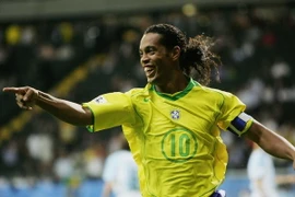Ronaldinho sẽ dự trận giao hữu tại Việt Nam. (Ảnh: Getty)