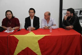 Bà Poldi Sosa, Chủ tịch Viện Văn hóa Argentina-Việt Nam (ICAV), phát biểu tại buổi tọa đàm (Ảnh: Diệu Hương/Vietnam+)