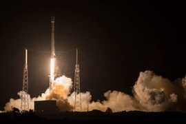 Tên lửa đẩy Falcon 9. (Nguồn: EPA/TTXVN)