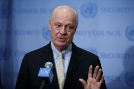 Đặc phái viên Staffan de Mistura trong cuộc họp báo về tiến trình đàm phán về Syria tại New York, Mỹ. (Nguồn: THX/TTXVN)