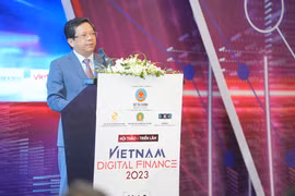 Phó Trưởng Ban Kinh tế Trung ương Nguyễn Đức Hiển đánh giá cao quá trình chuyển đổi số của ngành tài chính trong thời gian qua với nhiều kết quả nổi bật. (Ảnh: Vietnam+)