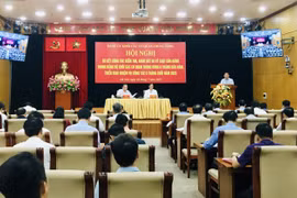 Đồng chí Nguyễn Văn Thể, Ủy viên Ban Chấp hành Trung ương Đảng, Bí thư Đảng ủy Khối các cơ quan Trung ương phát biểu tại hội nghị. (Ảnh: Hạnh Nguyễn/Vietnam+)