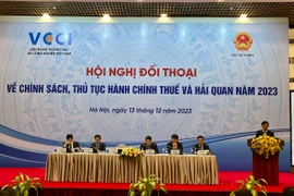 Hội nghị Đối thoại Thường niên với Doanh nghiệp-Năm 2023, do VCCI phối hợp với Bộ Tài chính (Tổng cục Hải quan và Tổng cục Thuế) tổ chức, ngày 13/12. (Ảnh: Vietnam+)