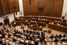 Toàn cảnh một phiên họp Quốc hội Slovakia tại Bratislava. (Ảnh: AFP/TTXVN)