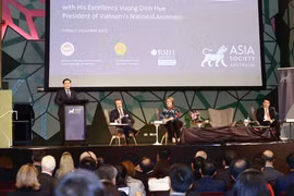 Chủ tịch Quốc hội Vương Đình Huệ phát biểu tại Đại học RMIT, Australia (Ảnh: Doãn Tấn/TTXVN)