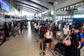 Các hãng hàng không phải hoàn trả giá dịch vụ sân bay khi khách hủy vé bay. (Ảnh: CTV/Vietnam+)