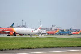 Máy bay của các hãng hàng không tại một sân bay. (Ảnh: Việt Hùng/Vietnam+)