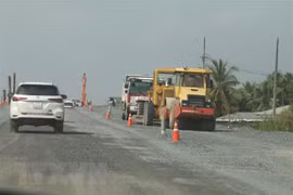 Tuyến cao tốc Trung Lương-Mỹ Thuận được chấp thuận cho phương tiện lưu thông tạm dịp Tết Nguyên đán để giảm tải Quốc lộ 1. (Ảnh: Minh Trí/TTXVN)