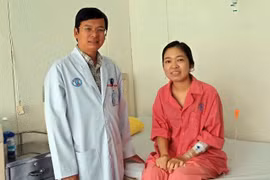Bệnh nhân nữ Phạm Hoài Thương ở Ninh Thuận được ghép thận, hiện sức khoẻ đã ổn định và chuẩn bị xuất viện. (Ảnh: Phương Vy/TTXVN)