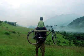 Tổ chức công chiếu bộ phim “Cha cõng con” tại Uruguay