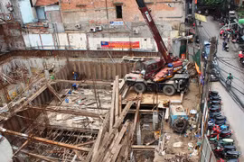Nhiều hiện tượng lún nứt quanh dự án nhà khách thành phố Hà Nội