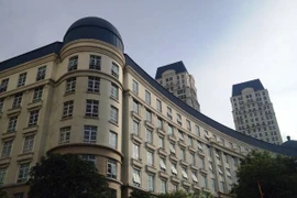 Mòn mỏi chờ "bánh vẽ" từ chủ đầu tư, dân The Manor tự làm sổ đỏ