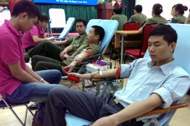Hà Nội: 200 chiến sỹ an ninh tham gia hiến máu tình nguyện 