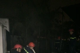 Hình ảnh vụ hỏa hoạn tại Khu Công nghiệp Minh Khai, Bắc Từ Liêm