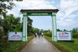 Mô hình du lịch cộng đồng ở làng Tân Hóa, huyện Minh Hóa (Quảng Bình) đã đưa Tân Hóa từ “rốn lũ” thành Làng Du lịch tốt nhất thế giới. (Ảnh: TTXVN phát)