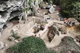 Di chỉ khảo cổ học Mái đá Ngườm. (Nguồn: Báo Nhân Dân)