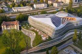 Olympic House được trao chứng nhận Bạch kim v4.1 của LEED cho những hoạt động bền vững trong công tác vận hành và bảo trì. (Nguồn: TheNewsMarket)