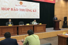 Thứ trưởng Đỗ Thắng Hải phát biểu tại buổi họp báo do Bộ Công Thương tổ chức. (Ảnh: Đức Duy/Vietnam+)