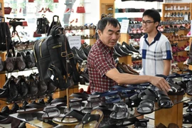 Xuất khẩu của ngành da giày tiếp tục tăng trưởng hai con số trong quý 1. (Ảnh: Đức Duy/Vietnam+)