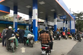 Một trong những điểm bán xăng dầu của Petrolimex. (Ảnh: Đức Duy/Vietnam+)