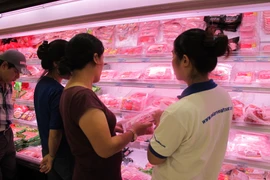 Giá lợn hơi đang ở mức rất cao, dao động từ 80.000 - 90.000đ/kg. (Ảnh: Đức Duy/Vietnam+)