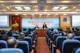 Chủ tịch PVEP Trần Hồng Nam và Tổng Giám đốc Trần Quốc Việt điều hành Hội nghị. (Ảnh: PV/Vietnam+)