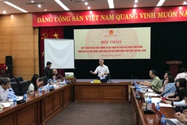 Thứ trưởng Bộ Công Thương Trần Quốc Khánh chủ trì hội thảo. (Ảnh: Đức Duy/Vietnam+)