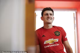 Harry Maguire sẽ thi đấu cho Quỷ đỏ theo hợp đồng 6 năm, kèm theo điều khoản gia hạn 1 năm.