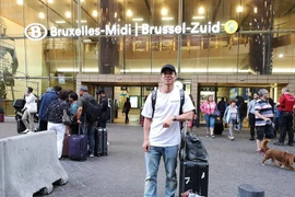 Công Phượng đặt chân đến Bỉ. (Nguồn: stvv)