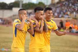 Vòng 13 V-League: SLNA hạ Hoàng Anh Gia Lai, Viettel chiến thắng
