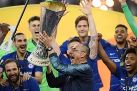 HLV Sarri cùng Chelsea giành chức vô địch Europa League. (Nguồn: Getty Images)
