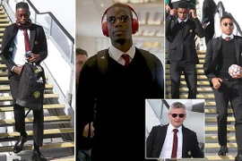 Dàn sao M.U đặt chân đến Australia, bắt đầu du đấu Hè 2019