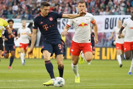 Lewandowski ghi bàn nhưng Bayern chỉ giành được 1 điểm trước RB Leipzig. (Nguồn: fcbayern)