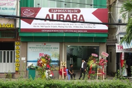 Chi nhánh Công ty Cổ phần Địa ốc đầu tư và phát triển 108 (Tập đoàn Địa ốc Alibaba) khai trương trái phép tại thành phố Biên Hòa (Đồng Nai). (Ảnh: Sỹ Tuyên/TTXVN)