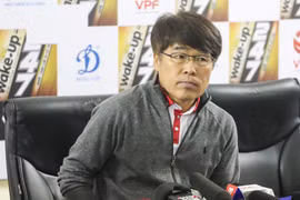 HLV Lee Heung-sil của Viettel. (Ảnh: Trần Tiến/Vietnam+)