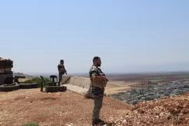Binh sỹ Syria được triển khai tại Hama. (Ảnh: THX/TTXVN)