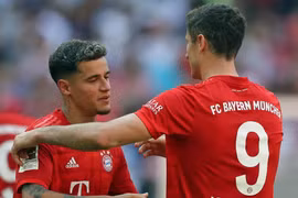Lewandowski đã gây ấn tượng với người hâm mộ khi dành cho Coutinho cơ hội ghi bàn. (Nguồn: Getty Images)