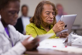 Apple hợp tác IBM cung cấp 5 triệu iPad cho người cao tuổi Nhật