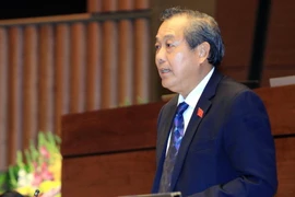 Chánh án Tòa án Nhân dân tối cao Trương Hòa Bình phát biểu ý kiến làm rõ một số vấn đề của dự thảo Bộ Luật Tố tụng Dân sự (sửa đổi). (Ảnh: An Đăng/TTXVN)