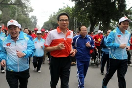 Cả nước sôi nổi hưởng ứng Ngày chạy Olympic vì sức khoẻ toàn dân