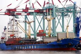 Các cảng biển lớn TP Hồ Chí Minh vượt chỉ tiêu kế hoạch 2014