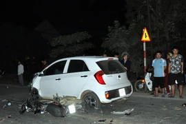 Quốc lộ 2 ùn tắc nhiều giờ liền do tai nạn giao thông chết người