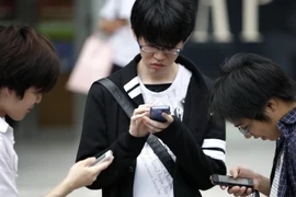 Cạnh tranh khốc liệt thị phần trên thị trường di động Nhật Bản