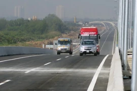 Thu phí hơn 22km đầu tiên cao tốc Hà Nội-Hải Phòng từ 19/5