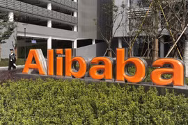 Alibaba chi mạnh 4,6 tỷ USD mua gần 20% cổ phần của Suning