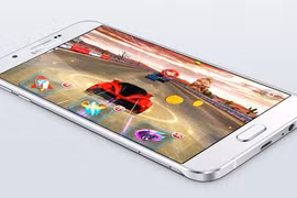 Samsung ra Galaxy A8, nỗ lực cứu vãn thị phần ở Trung Quốc