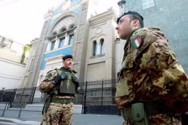 Italy thông qua sắc lệnh đặc biệt tăng cường chống khủng bố