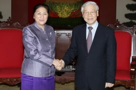 Tổng Bí thư Nguyễn Phú Trọng tiếp Chủ tịch Quốc hội Lào